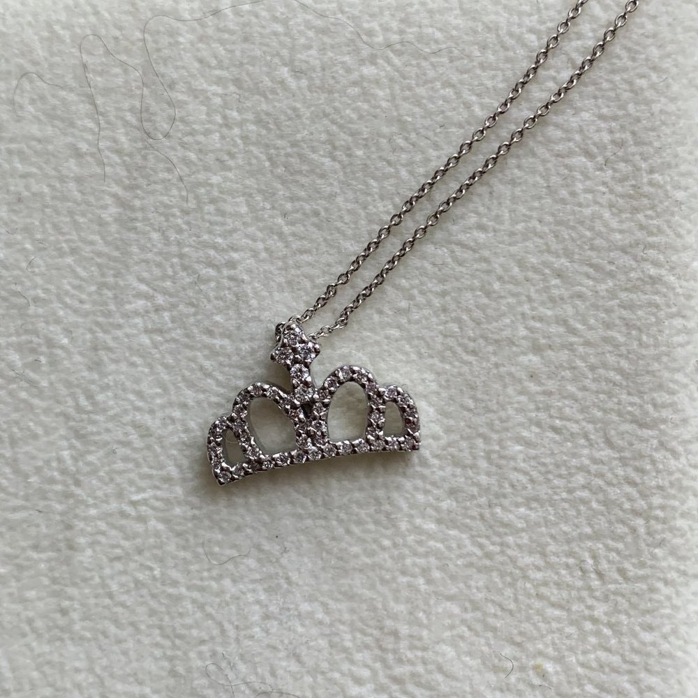 Roberto Coin Crown Necklace NWOT